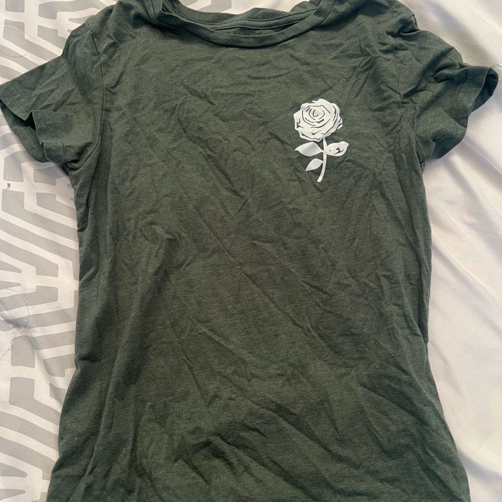 SHEIN Olive Green Muscle Tee with White Floral Design